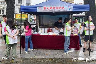 护球和控球能力提升？切特：教练安排我待在能阅读比赛的好位置上